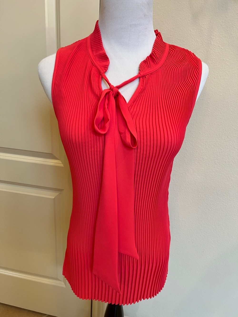 NWT DKNY pleated top